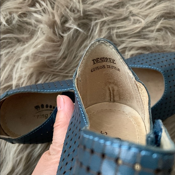 Spring Step Sandal - Picture 4 of 6